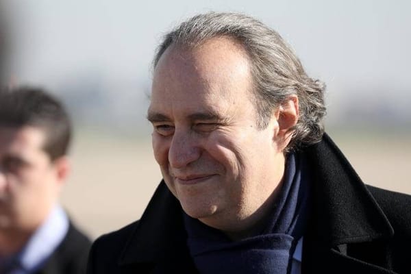 Irlande: Xavier Niel renforce son contrôle sur le géant des télécommunications Eir