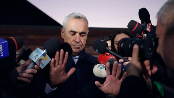 La démocratie roumaine victime de l’OTAN et de l’industrie de l’armement, par Ulrike Reisner