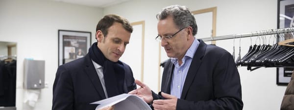 Affaire Ferrand : Macron s’attaque aux institutions à coups de marteau-piqueur