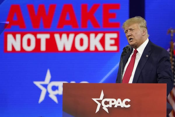 Donald Trump, une « menace » pire que le Covid-19, alerte la BCE