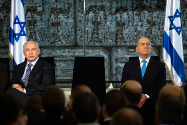 Ehud Olmert accuse Benyamin Netanyahou de mener une « guerre d’extermination » à Gaza