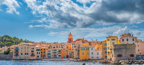 Faut-il vraiment augmenter le taux d’intérêt du livret A ?