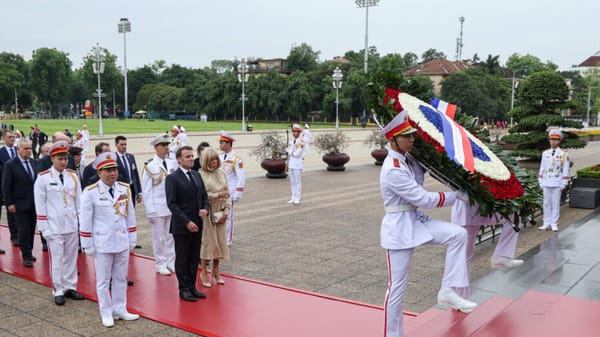 Le problème, ce n’est pas Ho-Chi-Minh, c’est Macron!