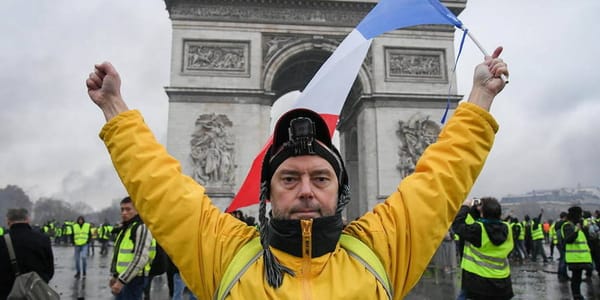 Exclu : la face cachée des Gilets Jaunes !