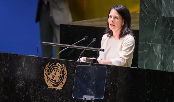 Annalena Baerbock à la tête de l’Assemblée générale des Nations unies : une décision qui suscite de vives critiques, par Ulrike Reisner