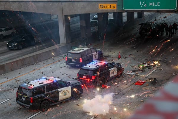 Derrière les émeutes à Los Angeles: manifestations ou chaos organisé ?