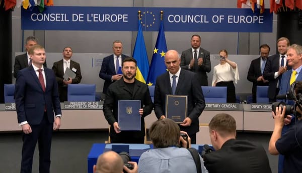 Zelensky obtient un tribunal spécial contre la Russie – et des exceptions pour ses propres crimes de guerre, par Ulrike Reisner