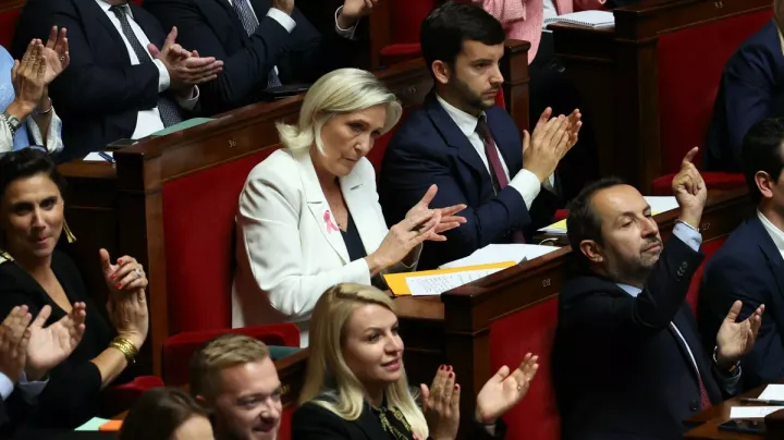 Le Gambit de l'Apocalypse : utiliser le chaos du contre-budget RN pour se libérer de l'euro !