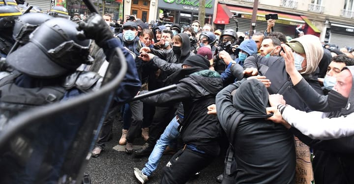 Comment nous glissons peu à peu vers l’ère des soulèvements populaires