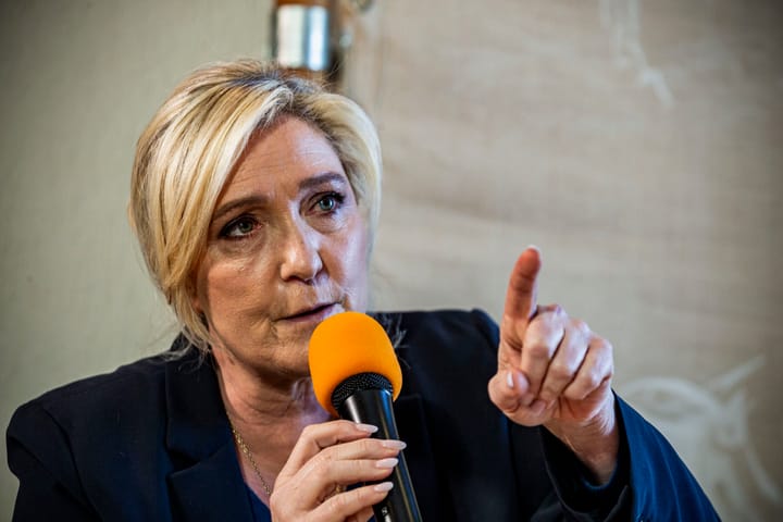 Si Marine Le Pen gagne, une pluie de sauterelles s’abattra-t-elle sur la France ?