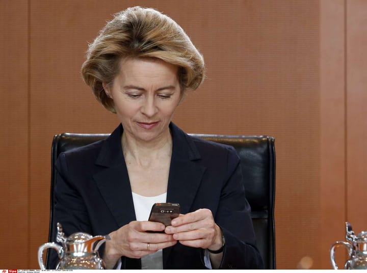 Marché Pfizer-UE : Von Der Leyen à nouveau sur la sellette