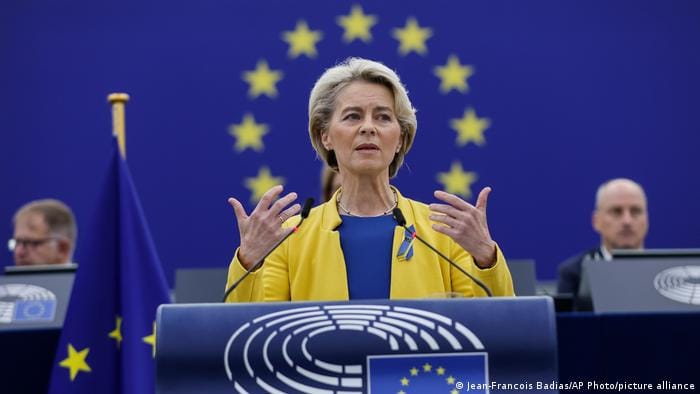 Von der Leyen annonce le Great Reset, la guerre totale contre la Russie et la récession économique.