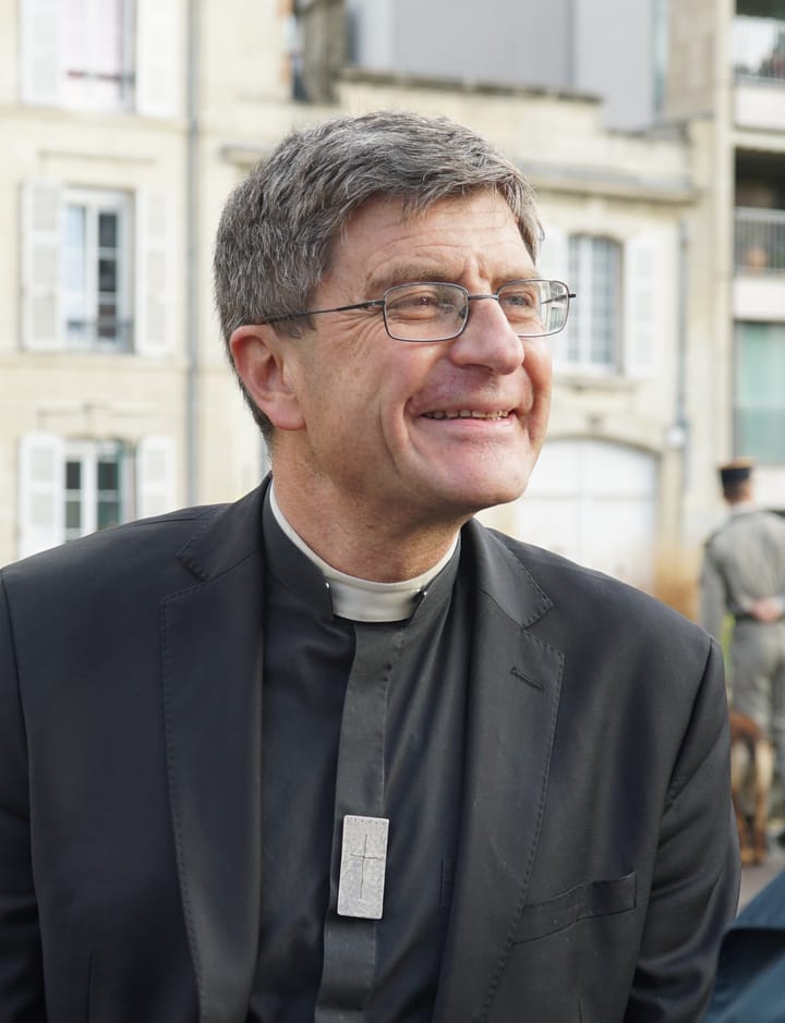 [PAYANT] Urbi et Orbi n°21 – Quand le président de la Conférence des évêques de France fait de la (mauvaise) politique….