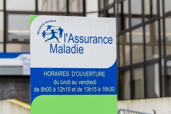 Sécession sociale : comment Cathy s’est libérée de la sécu pour moins de 400€ par mois