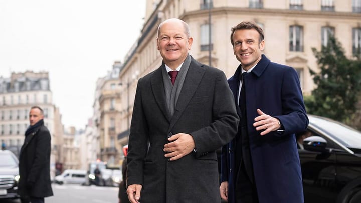 Comment Macron voulait « faire la paix » avec Poutine, par Oksana Volgina