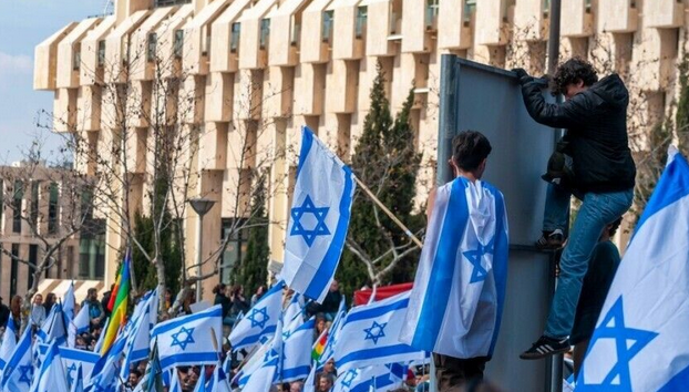 En Israël, le scénario du chaos mondial ouvre un nouveau feu