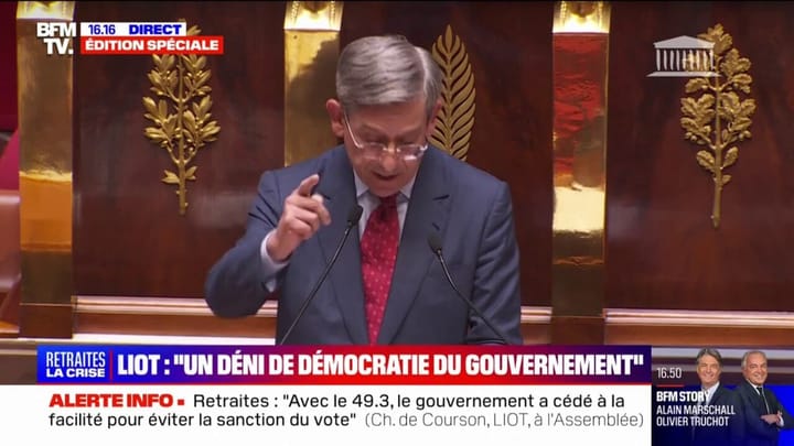 Neuf voix: le couperet n’est pas passé loin pour Macron