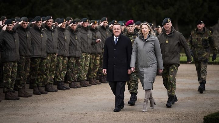 Le « soft Anschluss »: l’armée allemande absorbe l’armée hollandaise