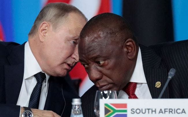 Poutine : C. Ramaphosa conserve son abonnement à Netflix et au CPI, par Modeste Schwartz