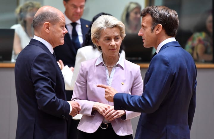 Macron à Scholz : donne-nous aujourd’hui notre Brötchen de ce jour, par Modeste Schwartz