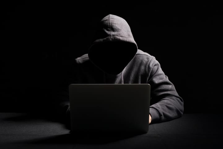Vaste piratage du site Courrier : nous leur faisons peur !