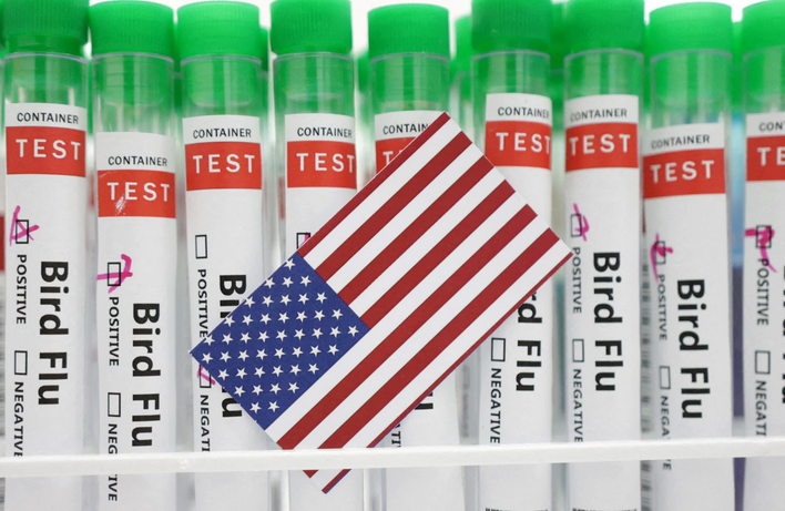 Fausse panique autour du H5N1 : l’administration Biden verse 176 millions de dollars à Moderna pour un vaccin  ARNm