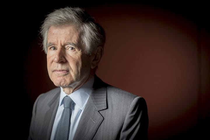 Alain Minc ose tout: il voudrait que Macron menace la Russie avec la bombinette