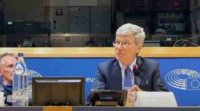 Jeffrey Sachs: « Trump sera impitoyable et cynique vis-à-vis de l’Europe. N’allez pas mendier à Washington! »