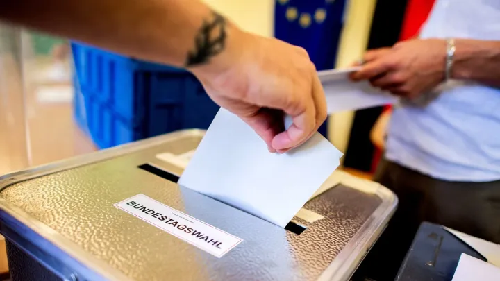 « Je ne connais plus de partis…  » ou « Requiem pour l’Allemagne », par Leo Ensel